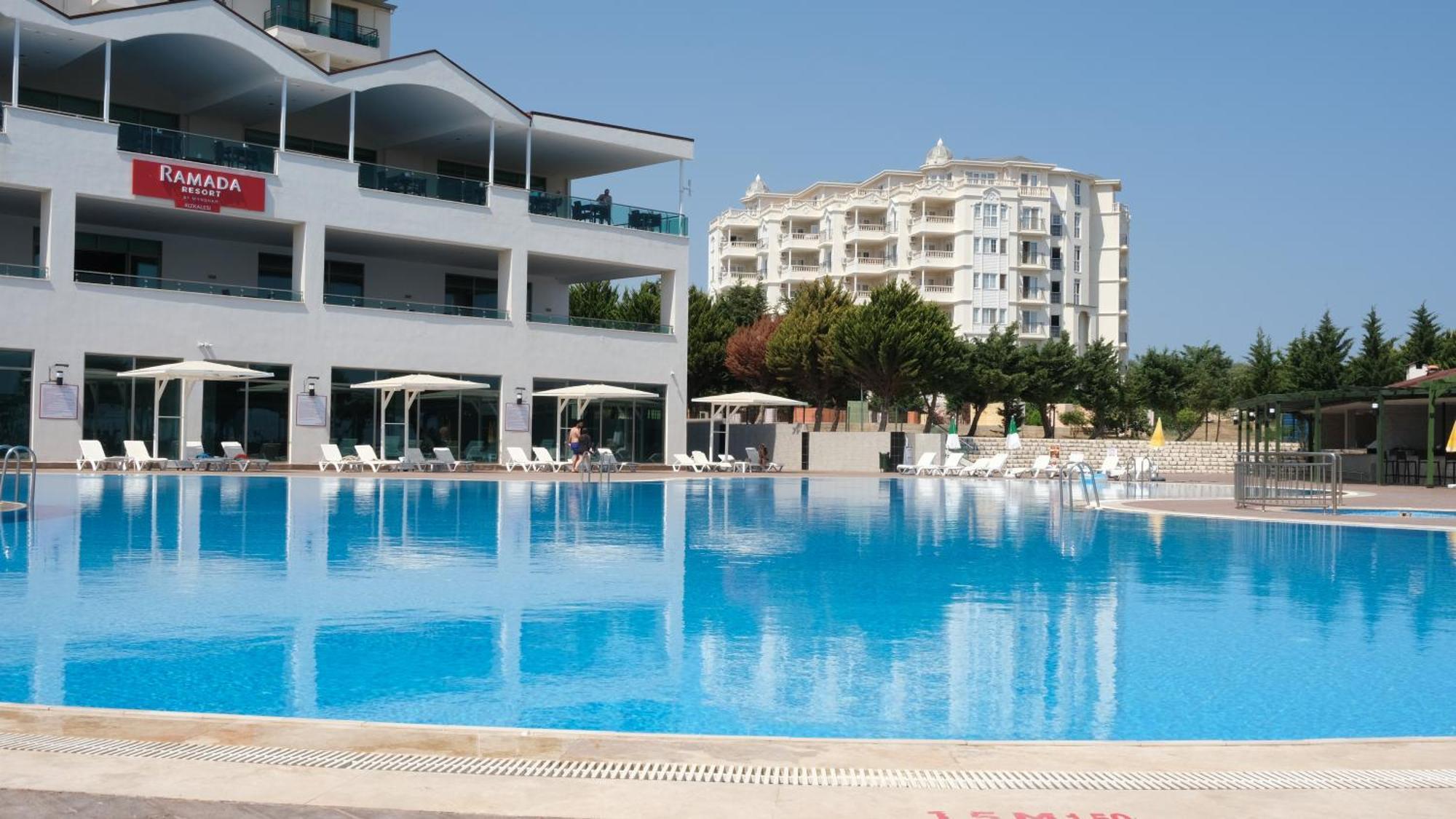 Ramada Resort By Wyndham Kizkalesi Exterior photo