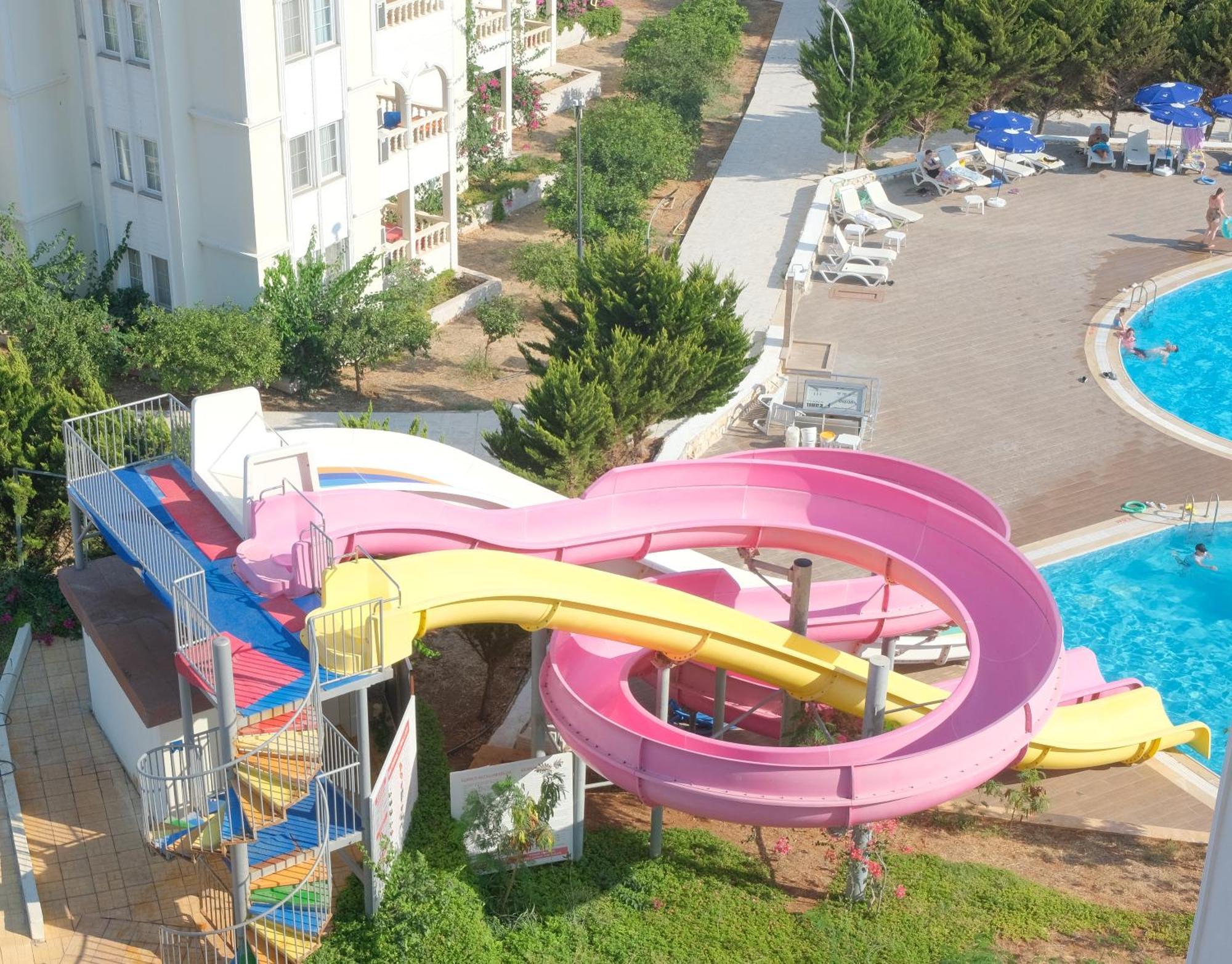 Ramada Resort By Wyndham Kizkalesi Exterior photo